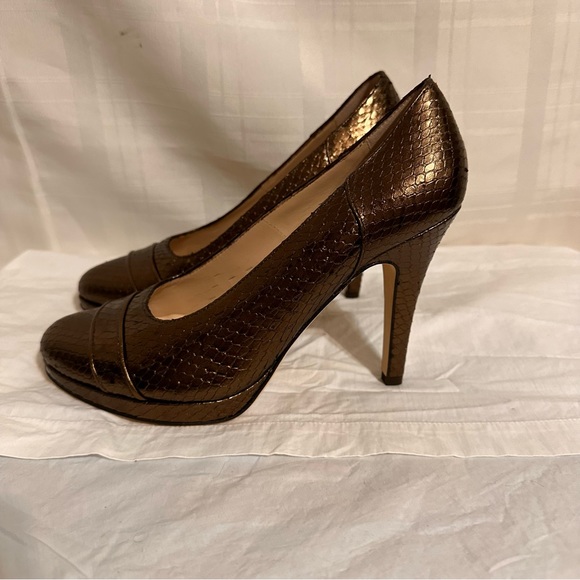 Julie Lopez Heels - Picture 6 of 9